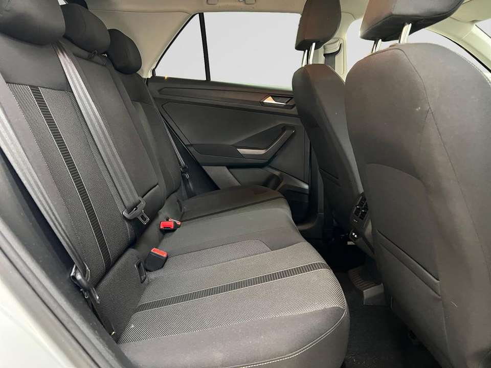 Volkswagen T-Roc - Imagem 14