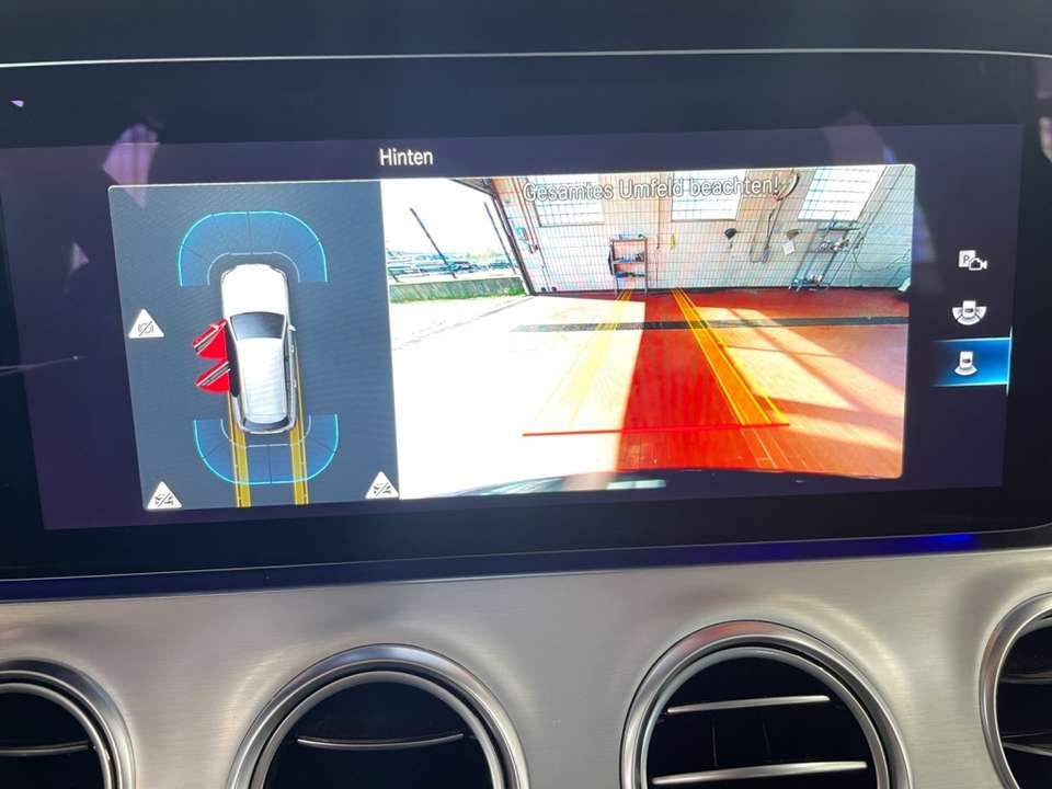 Mercedes-Benz E 220 - Imagem 7