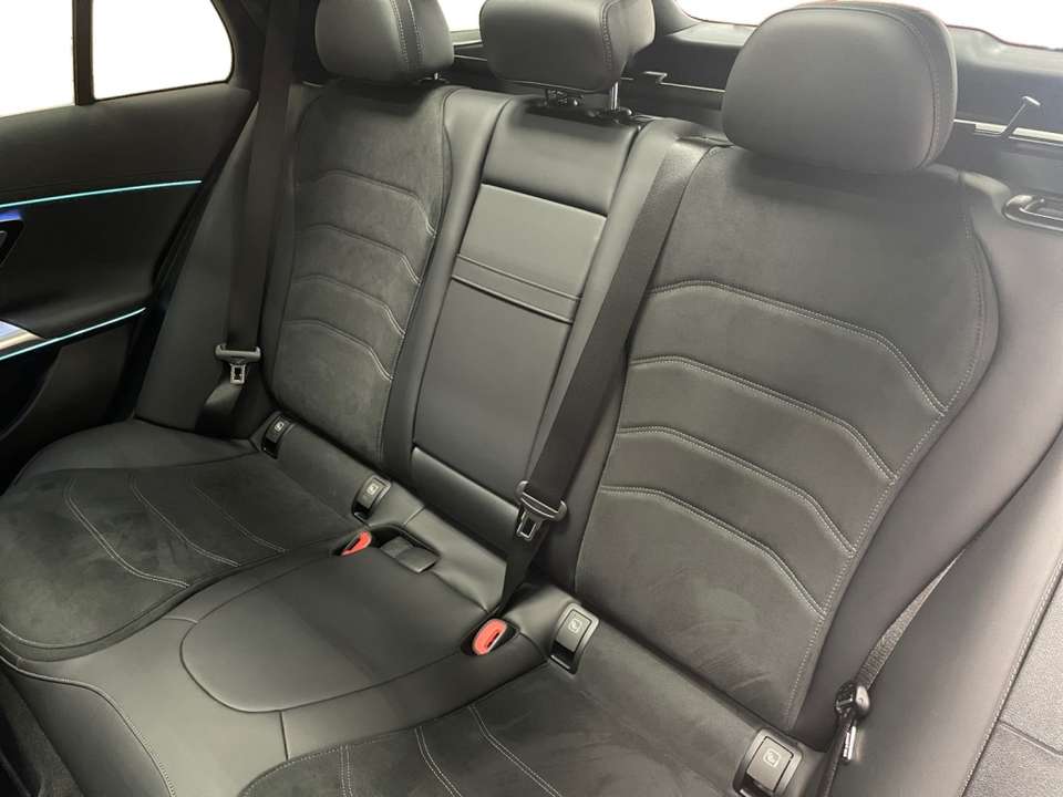 Mercedes-Benz E 300 - Imagem 7