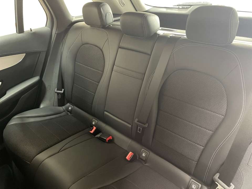 Mercedes-Benz GLC 220 - Imagem 8