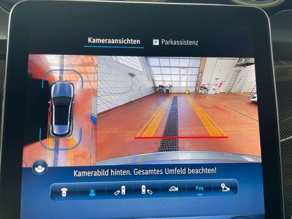 Mercedes-Benz GLC 300 - Imagem 7