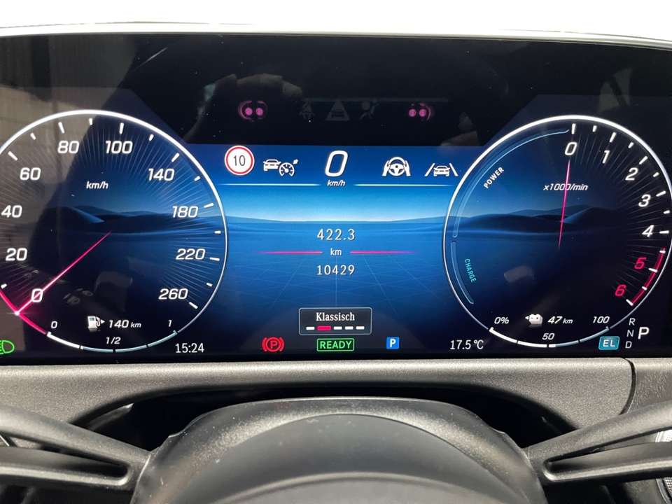 Mercedes-Benz E 300 - Imagem 9