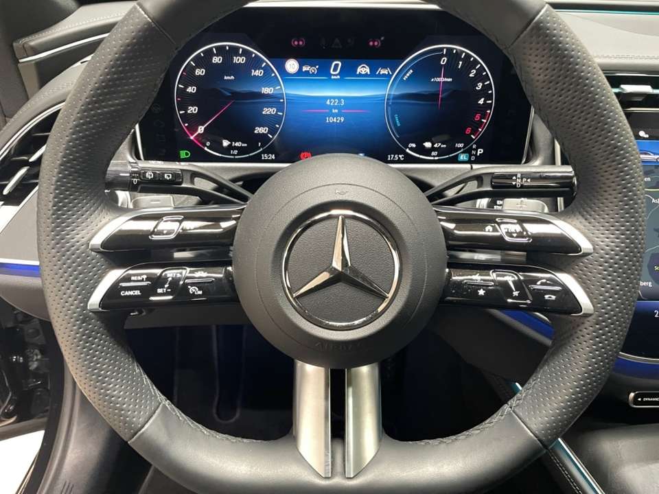 Mercedes-Benz E 300 - Imagem 10