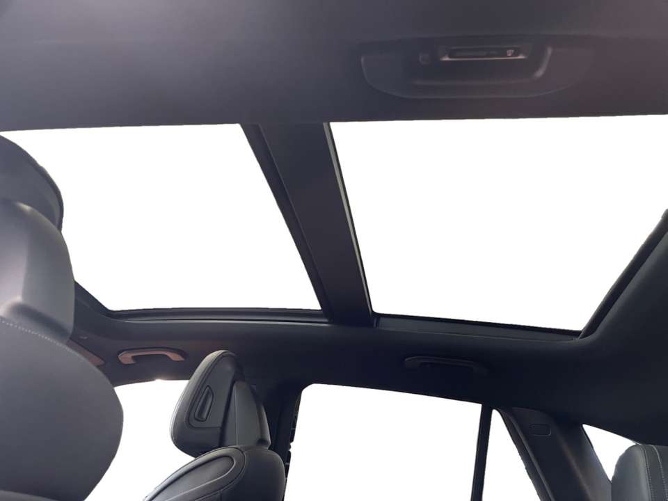 Mercedes-Benz GLC 300 - Imagem 13