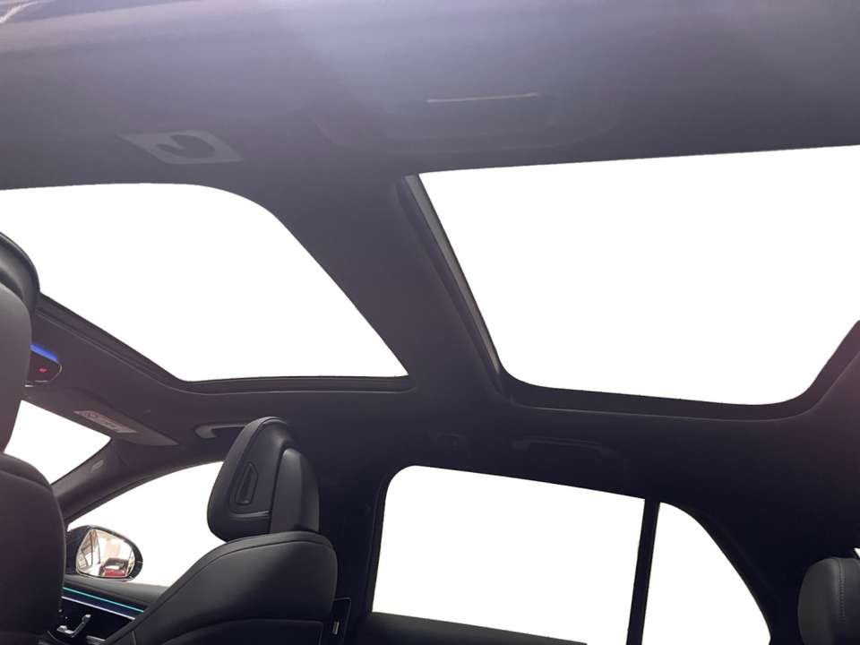 Mercedes-Benz E 300 - Imagem 13