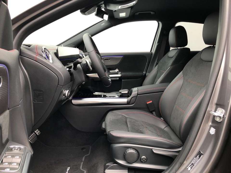 Mercedes-Benz EQA 250 - Imagem 12