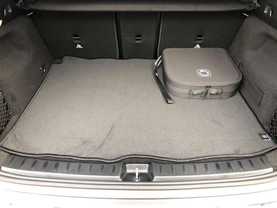 Mercedes-Benz EQA 250 - Imagem 15