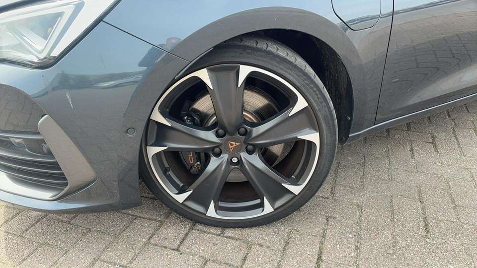 CUPRA Leon - Imagem 5