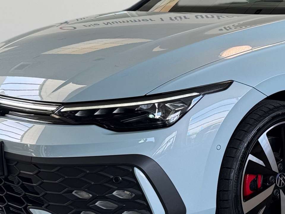 Volkswagen Golf GTE - Imagem 6