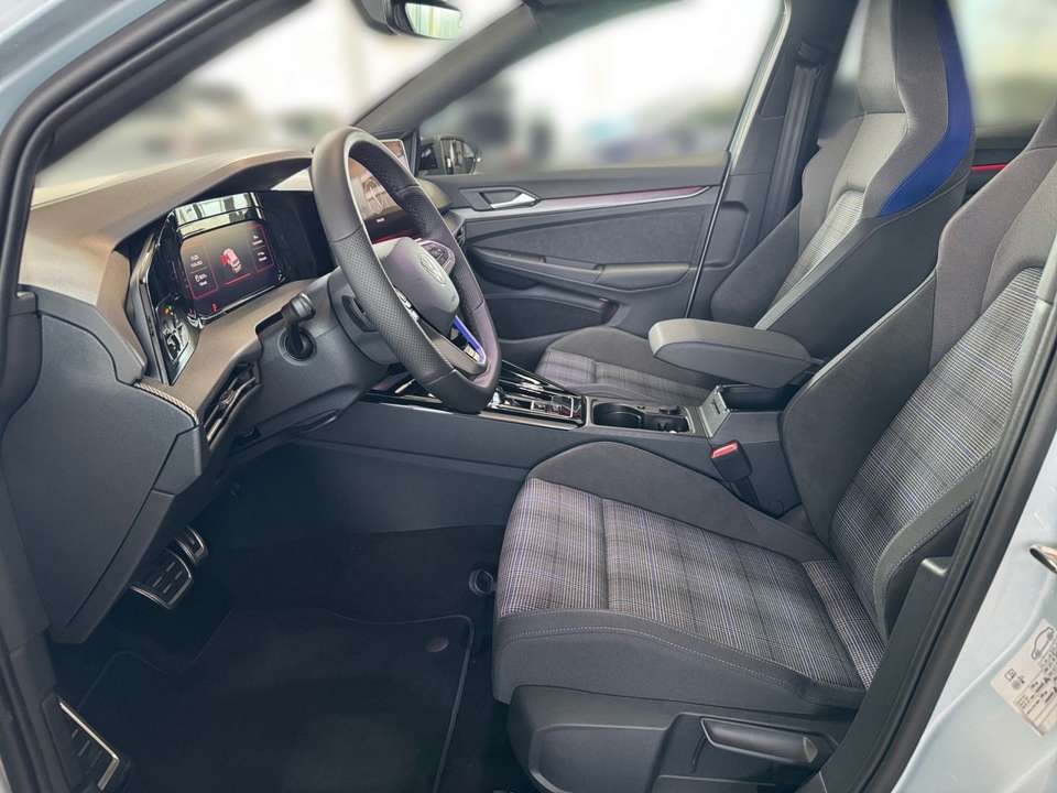 Volkswagen Golf GTE - Imagem 9