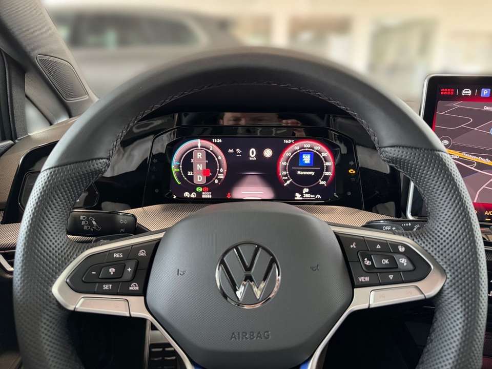 Volkswagen Golf GTE - Imagem 10