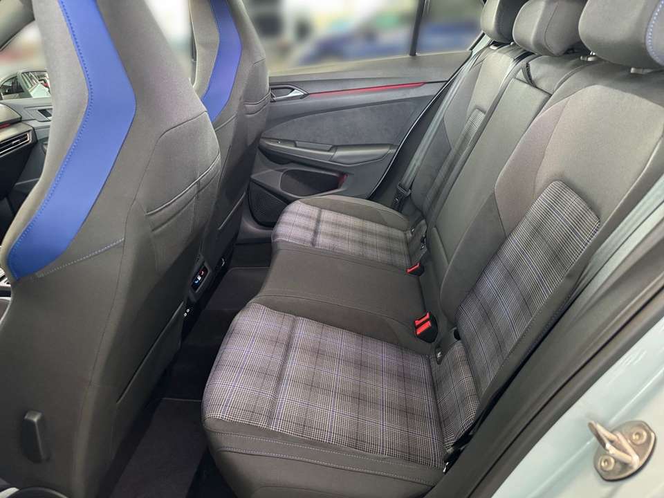 Volkswagen Golf GTE - Imagem 13