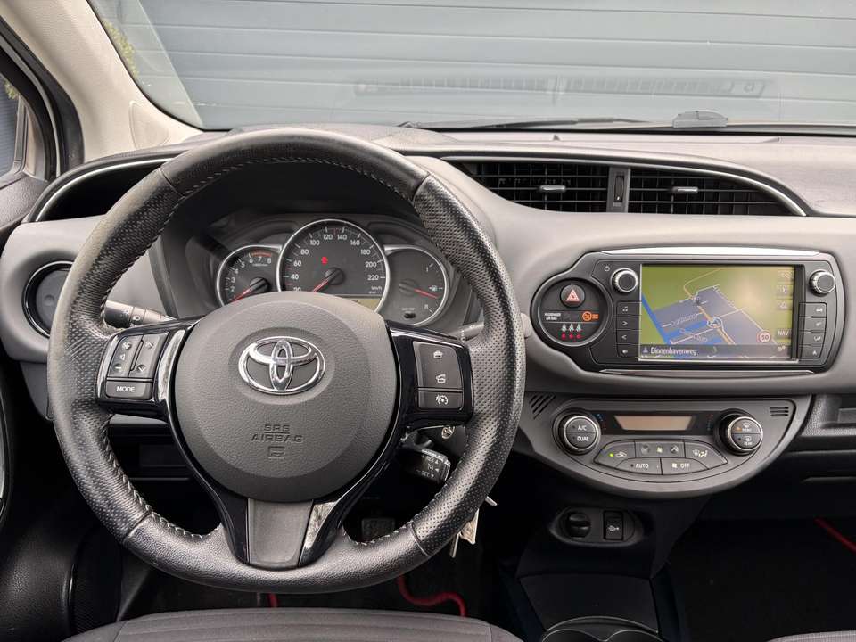 Toyota Yaris - Imagem 3
