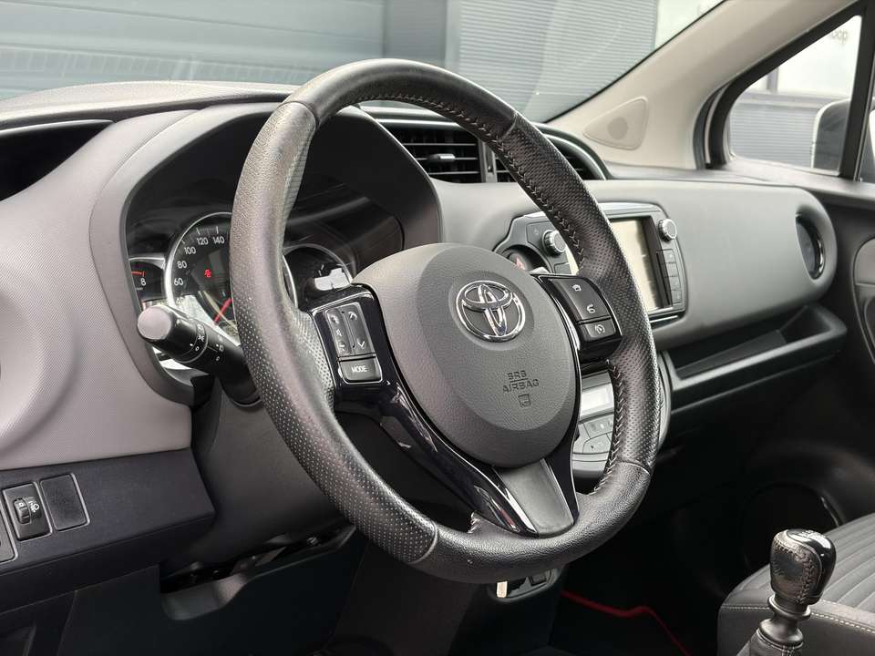 Toyota Yaris - Imagem 7