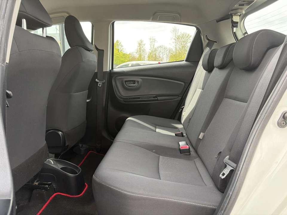 Toyota Yaris - Imagem 11