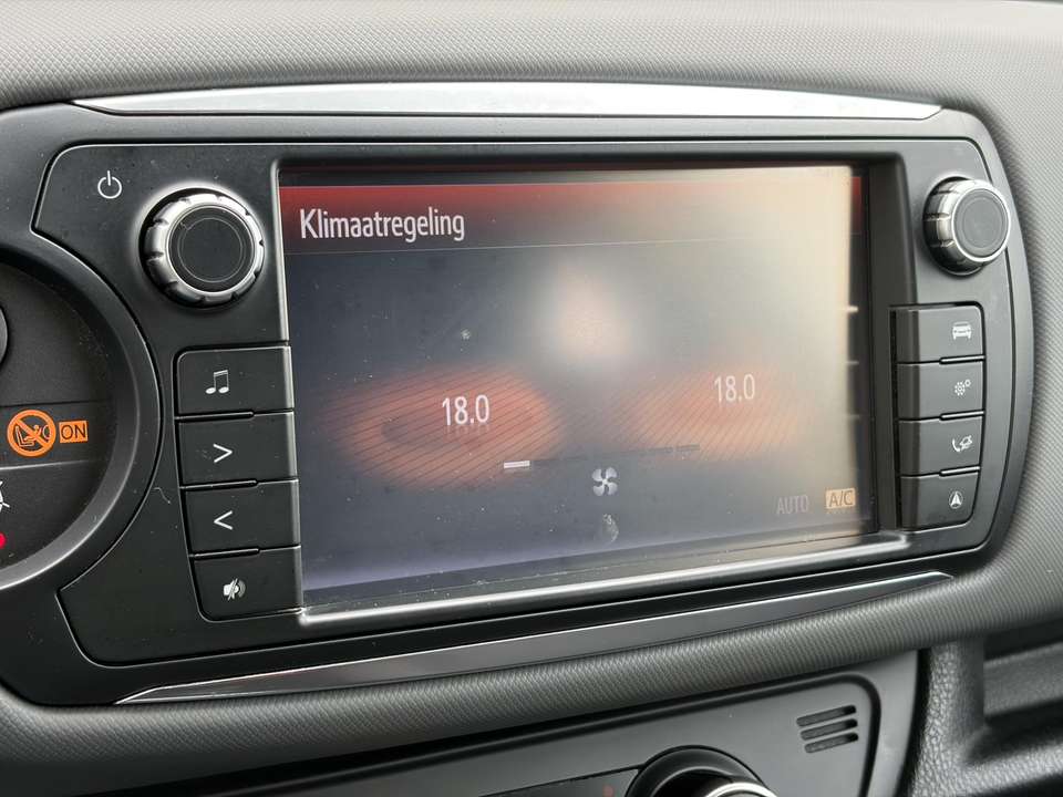 Toyota Yaris - Imagem 14