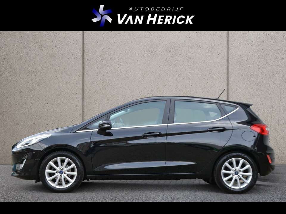 Ford Fiesta - Imagem 2