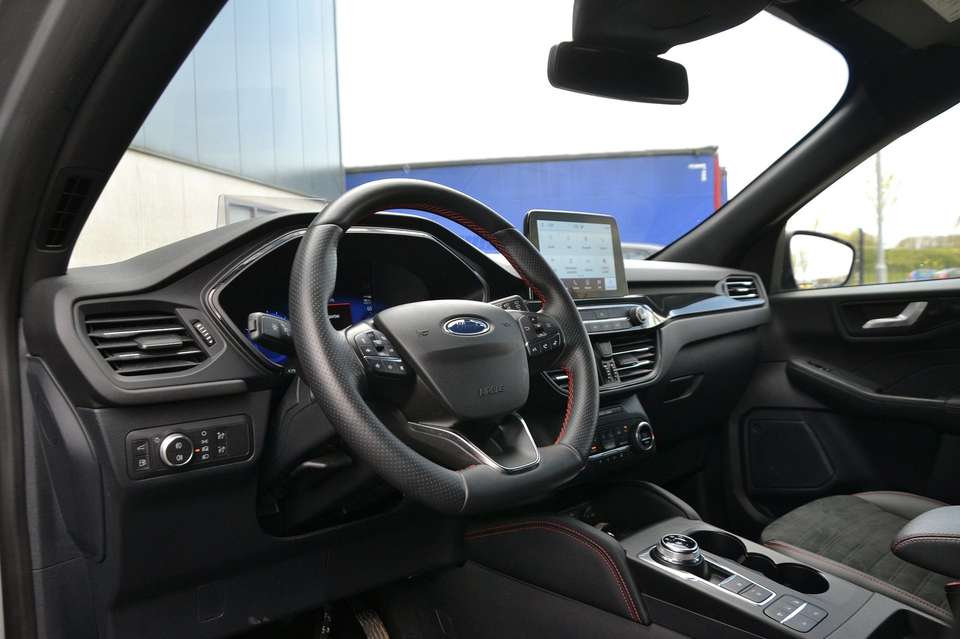 Ford Kuga - Imagem 7