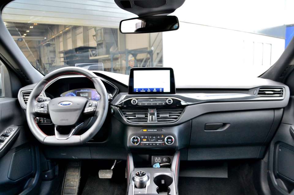 Ford Kuga - Imagem 9