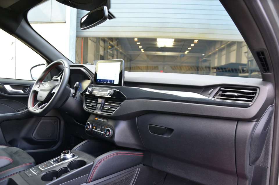 Ford Kuga - Imagem 11