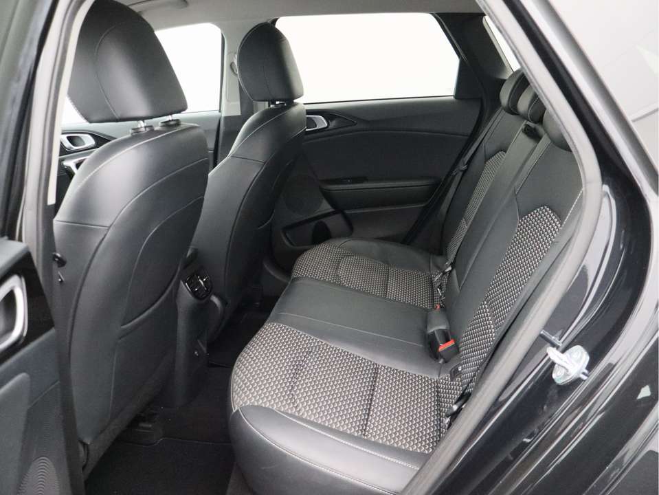 Kia Ceed SW / cee'd SW - Imagem 10