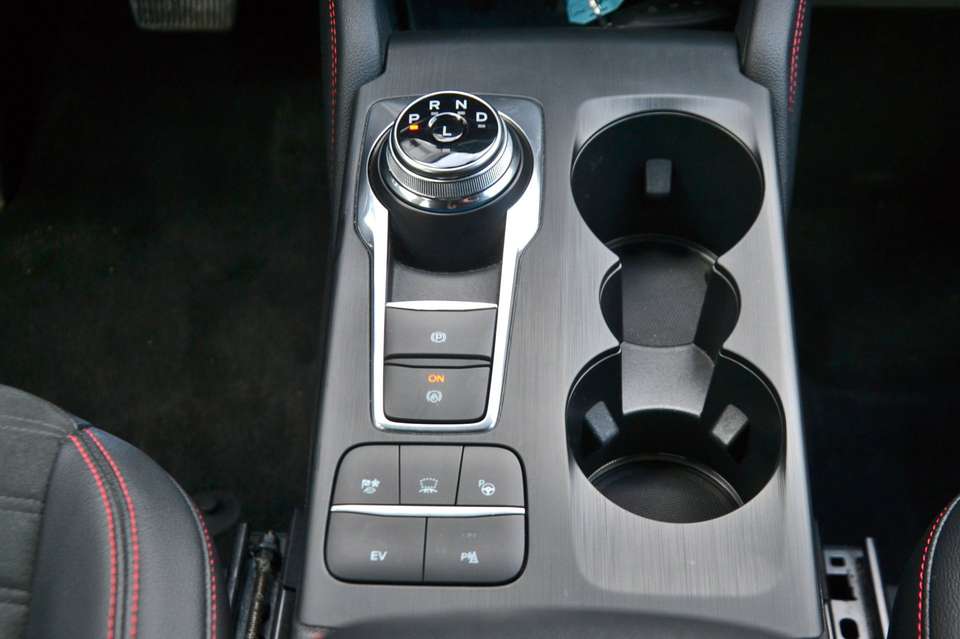 Ford Kuga - Imagem 16