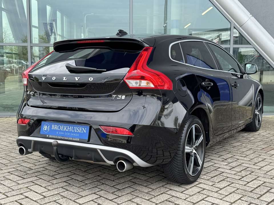 Volvo V40 - Imagem 2