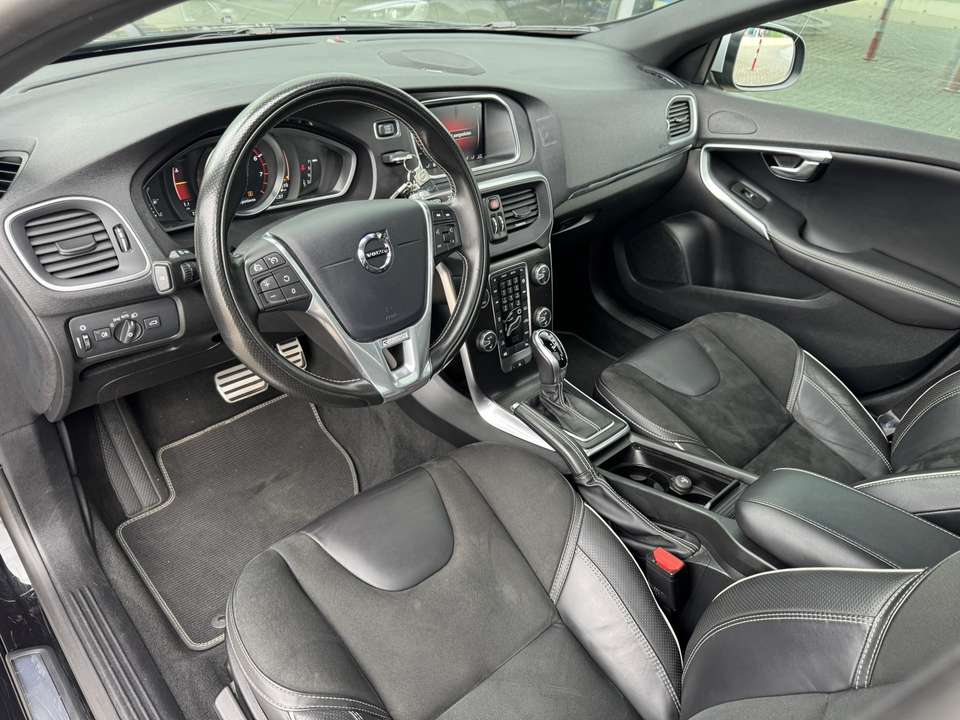 Volvo V40 - Imagem 5