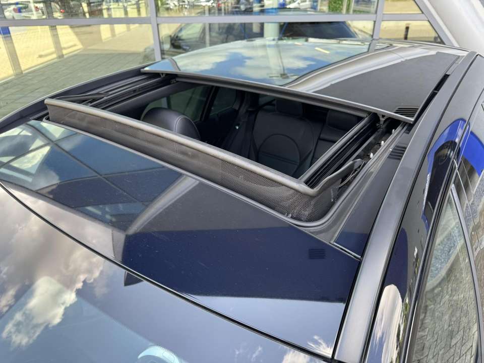 Mercedes-Benz C 63 AMG - Imagem 9