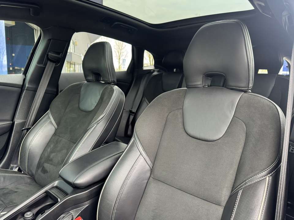 Volvo V40 - Imagem 14