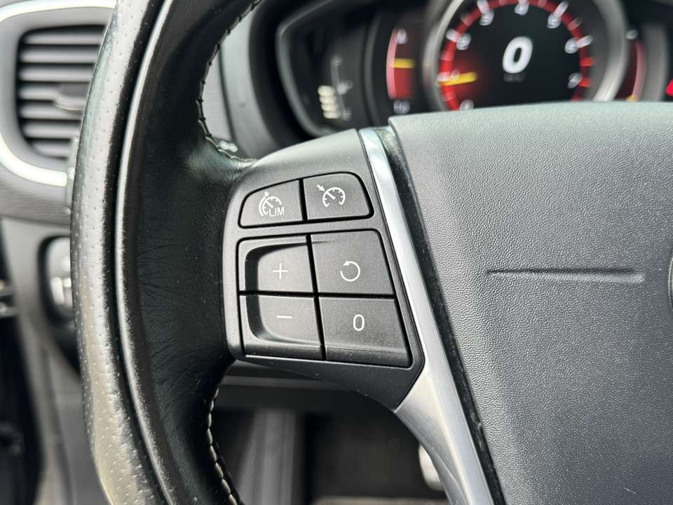 Volvo V40 - Imagem 19