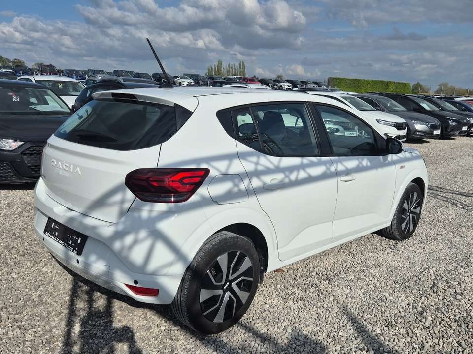 Dacia Sandero - Imagem 5