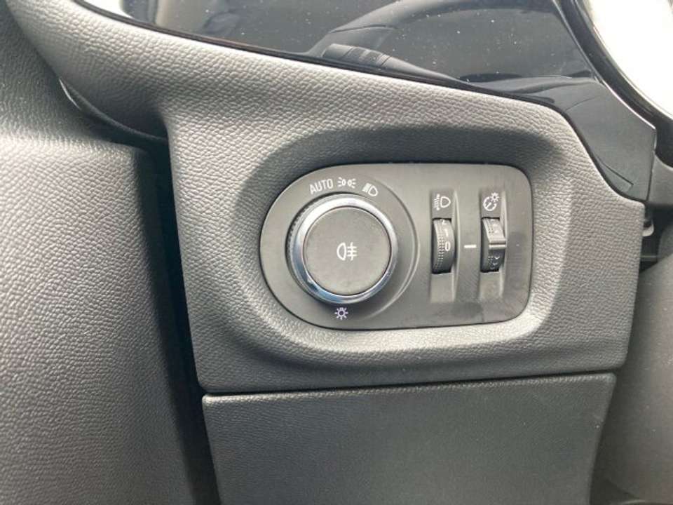 Opel Corsa - Imagem 12