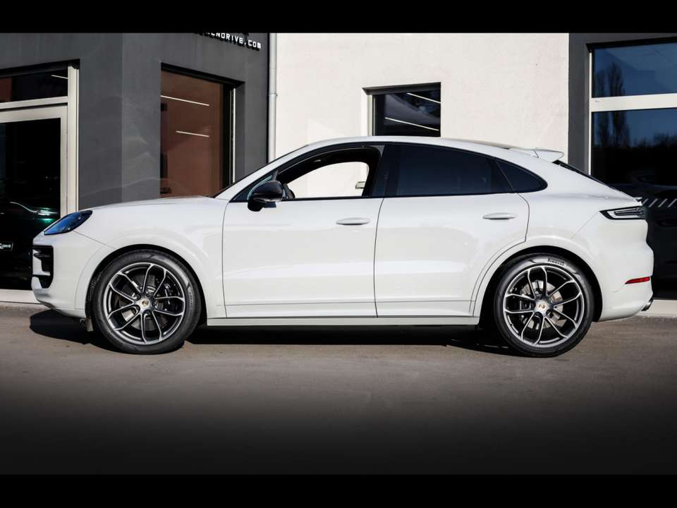 Porsche Cayenne - Imagem 2