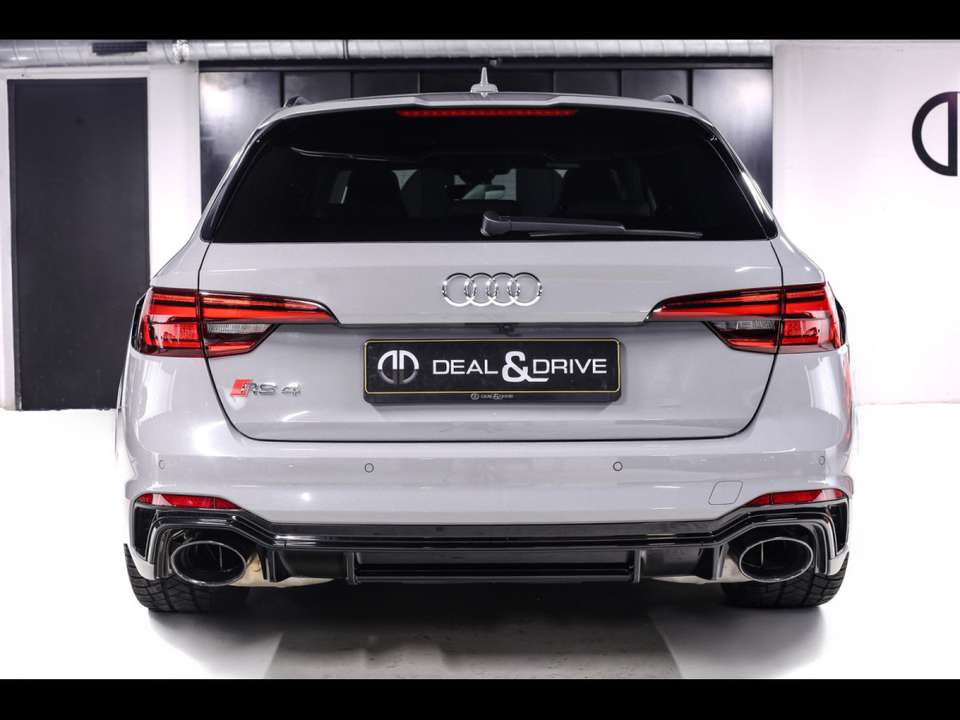 Audi RS4 - Imagem 4