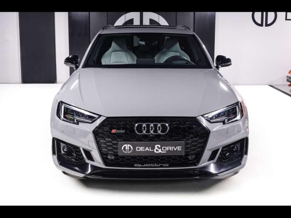 Audi RS4 - Imagem 5