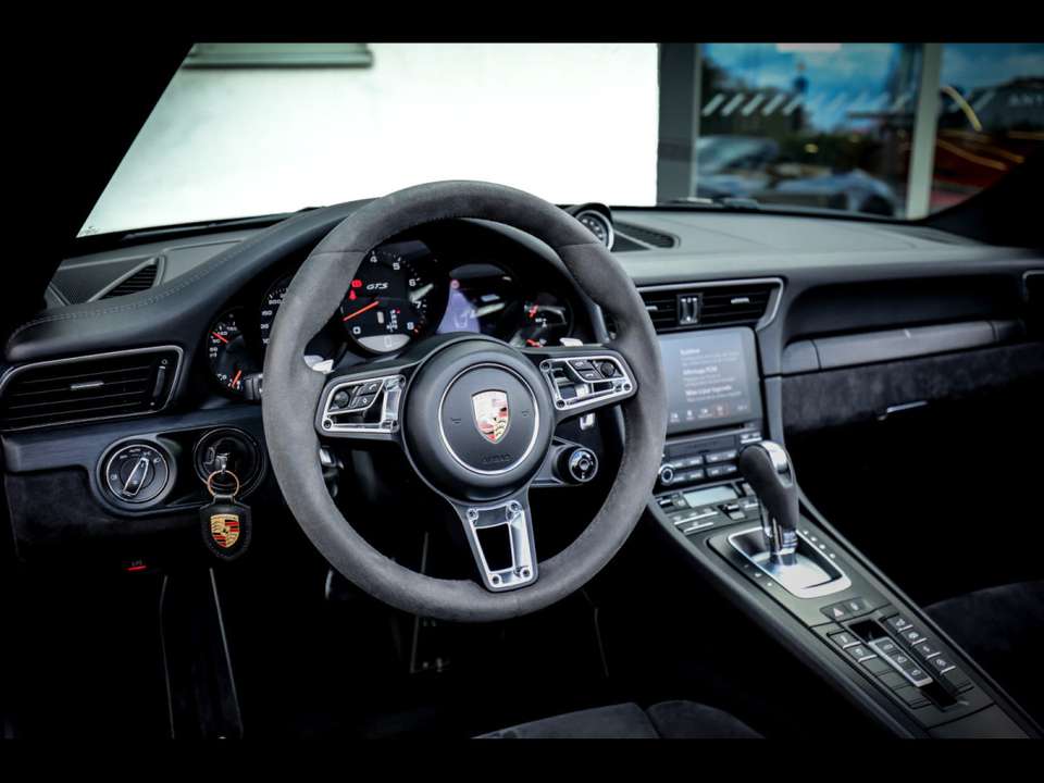 Porsche 911 - Imagem 9