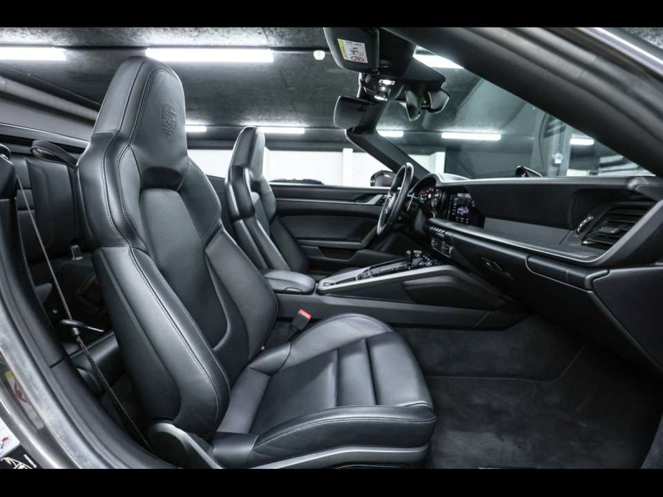 Porsche 911 - Imagem 12