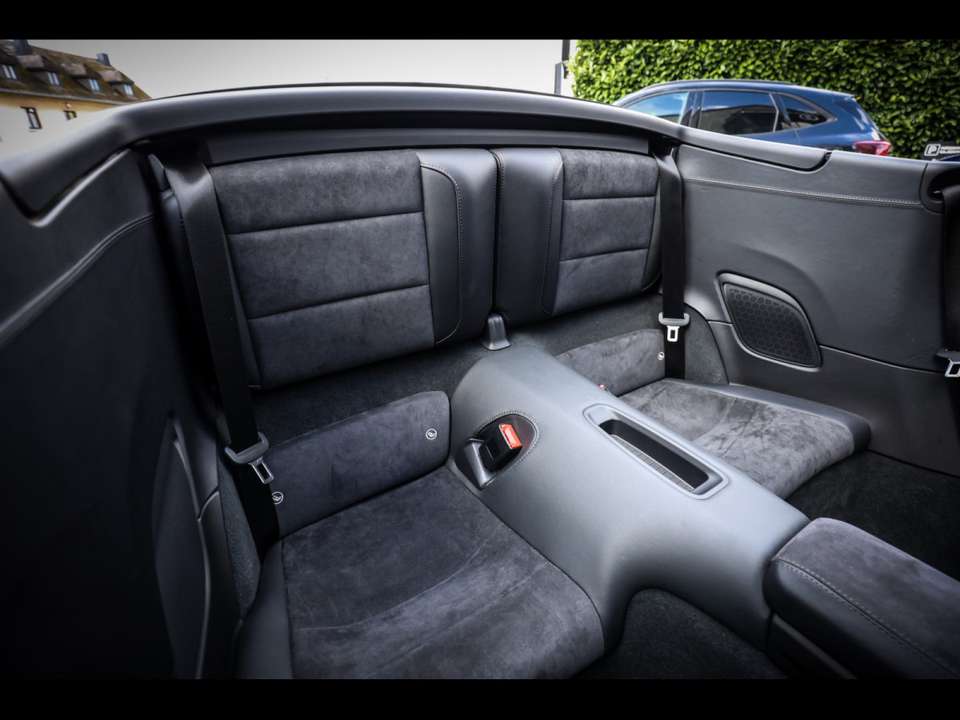 Porsche 911 - Imagem 12
