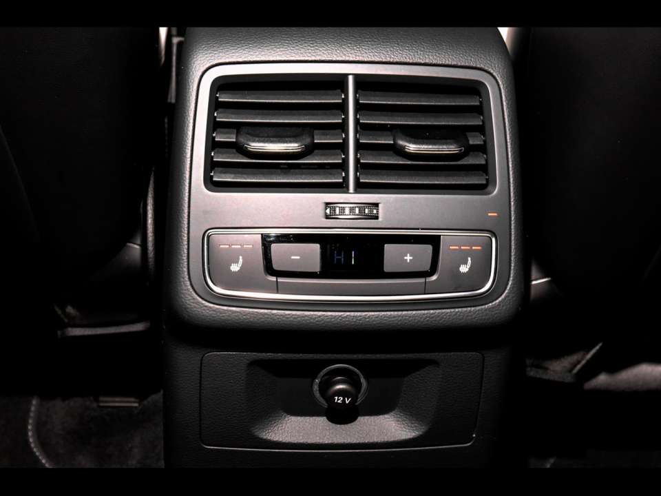 Audi RS4 - Imagem 14