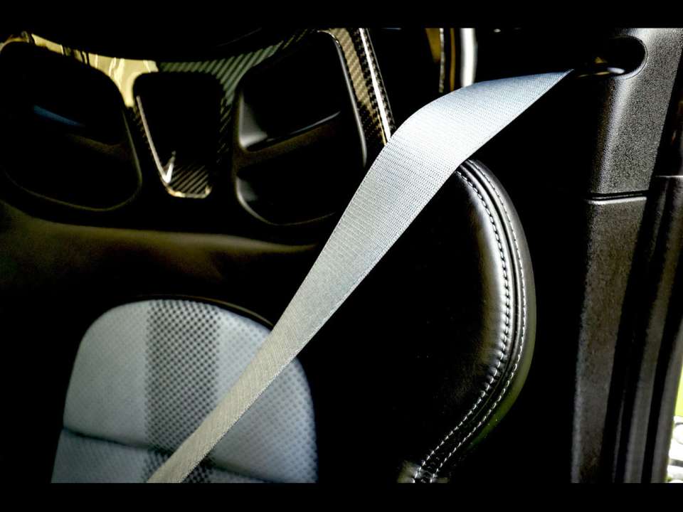 Porsche Cayman - Imagem 13