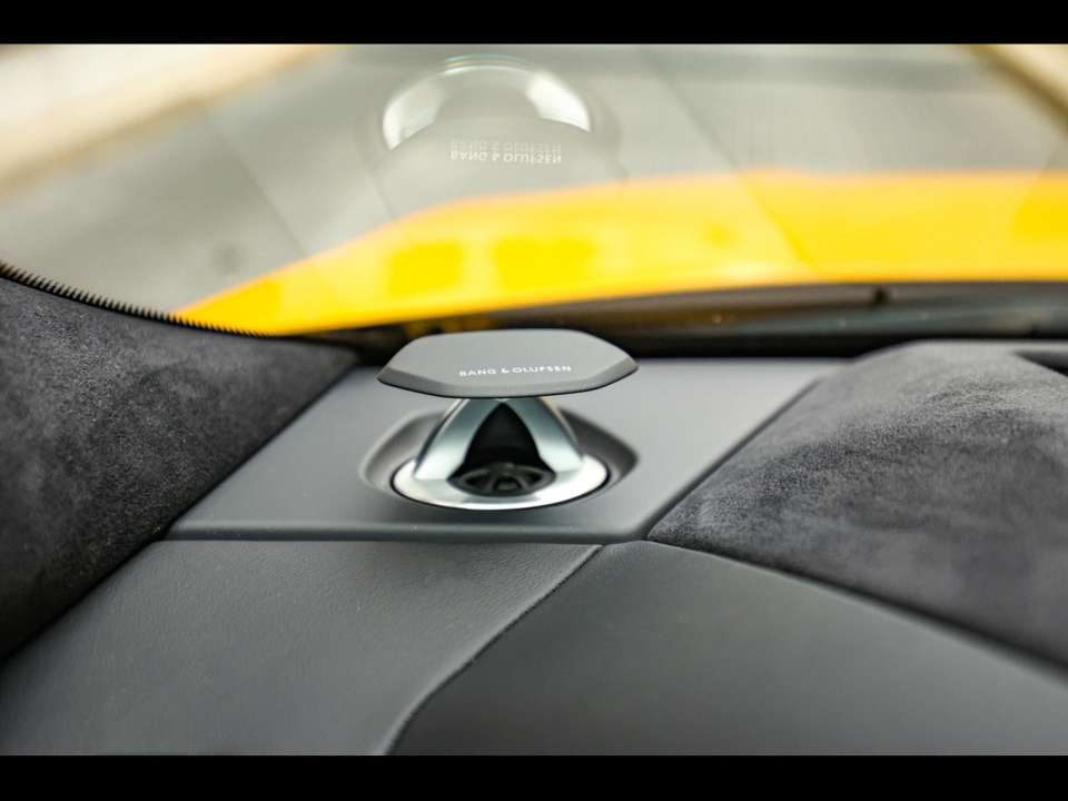 Lamborghini Urus - Imagem 14