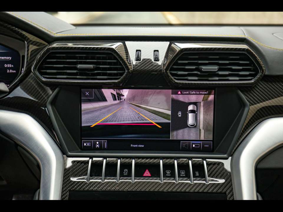 Lamborghini Urus - Imagem 15