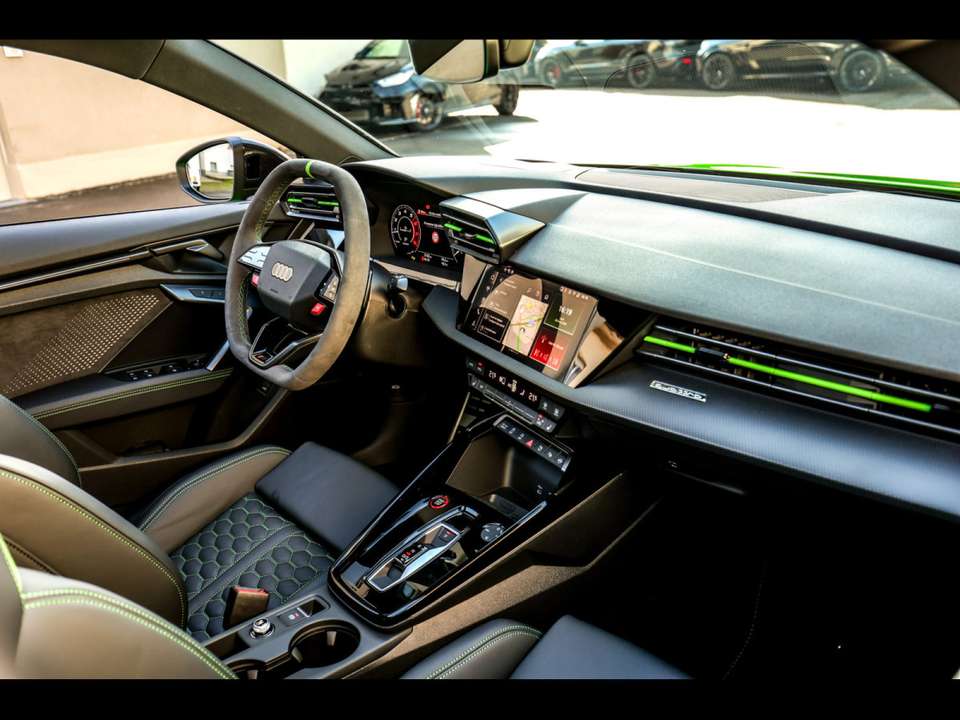 Audi RS3 - Imagem 15