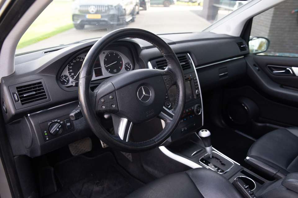 Mercedes-Benz B 200 - Imagem 4
