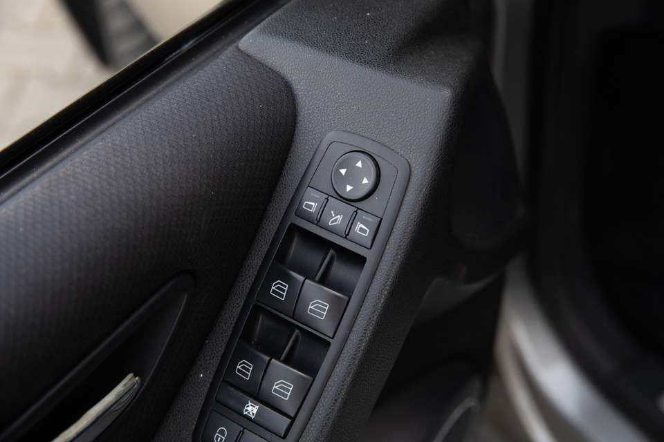 Mercedes-Benz B 200 - Imagem 17