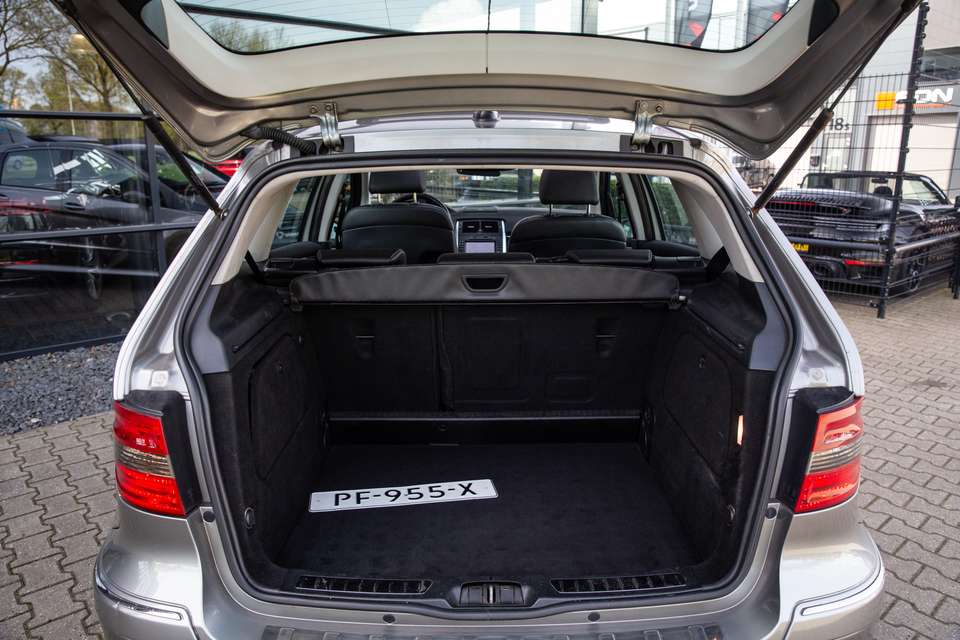 Mercedes-Benz B 200 - Imagem 18