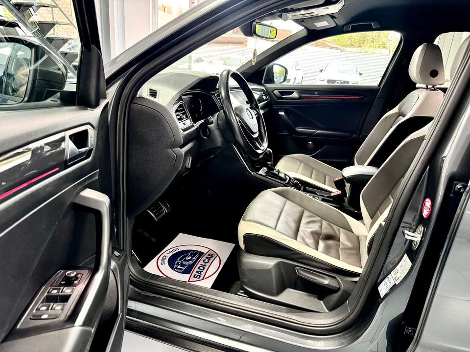 Volkswagen T-Roc - Imagem 8