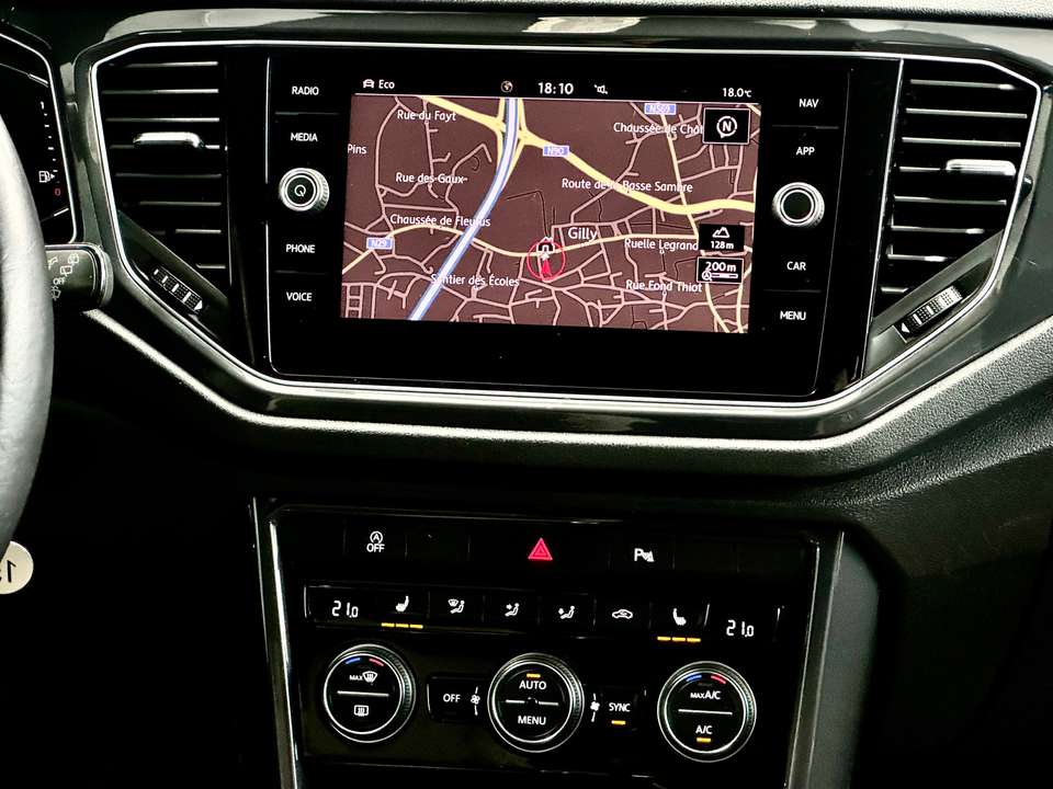 Volkswagen T-Roc - Imagem 12