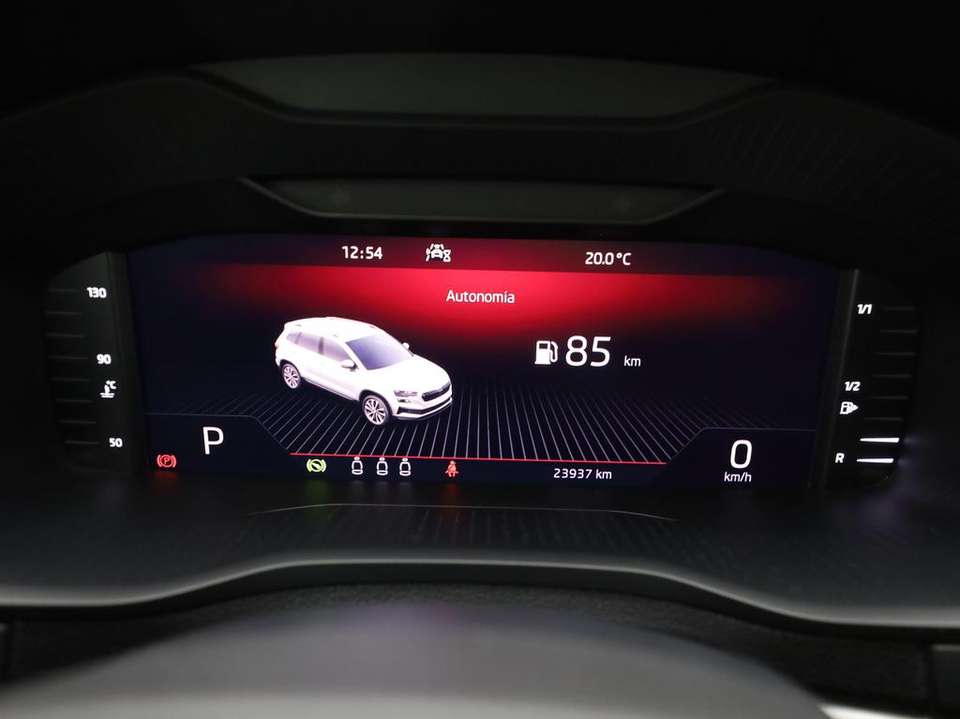 Skoda Karoq - Imagem 6